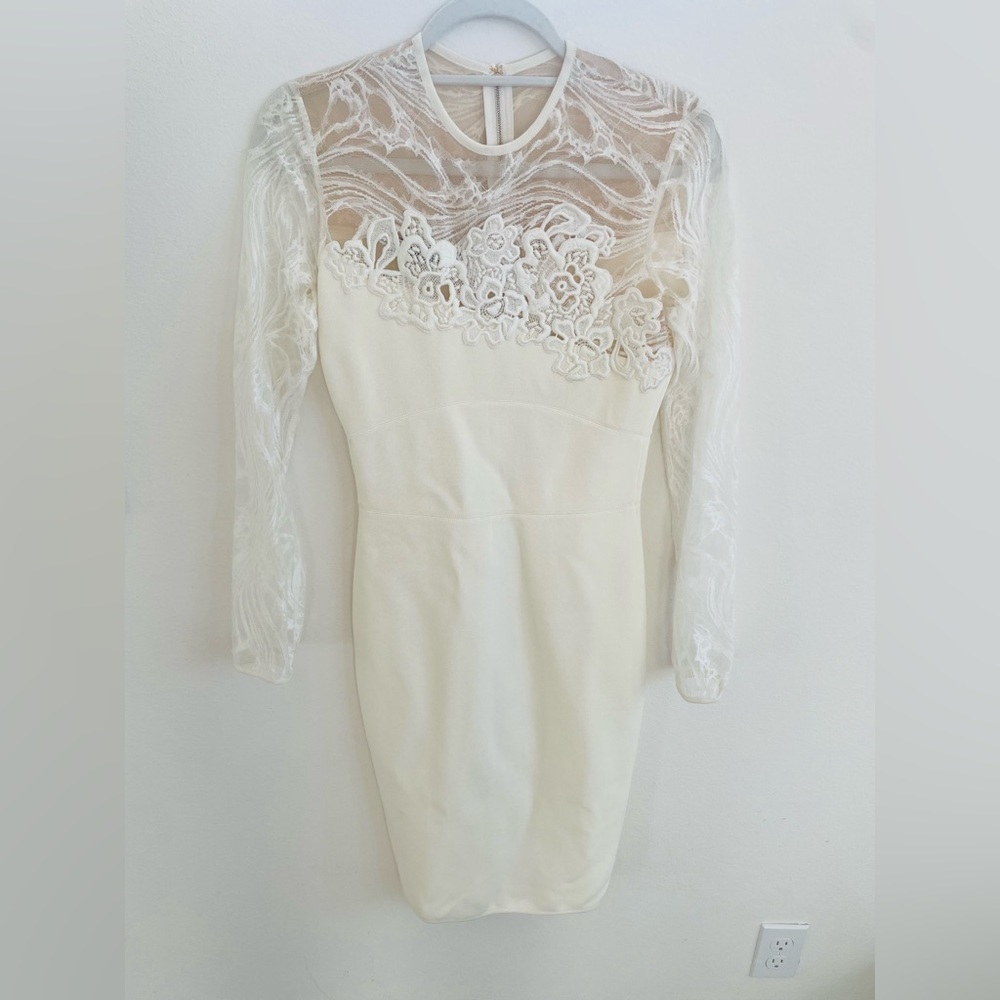 Elie Saab Off white/ Ivory floral lace long sleeve bodycon mini dress 38 NWT